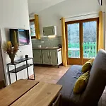 Camping Village Du Camboussel Brassac (Tarn)