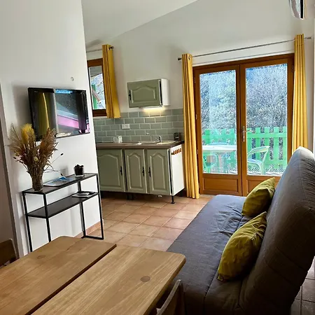 Camping Village Du Camboussel Brassac (Tarn)