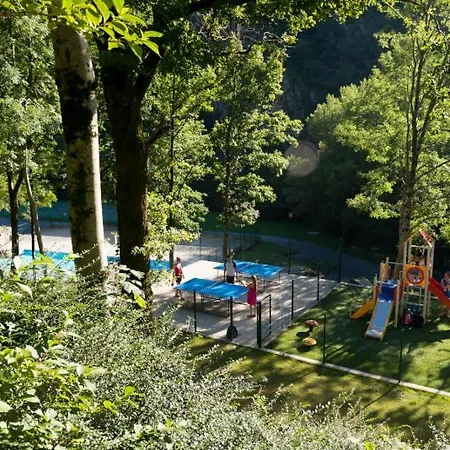 Village Du Camboussel