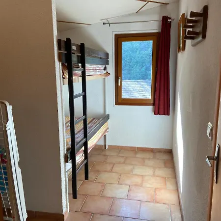 Κάμπινγκ Village Du Camboussel 3*