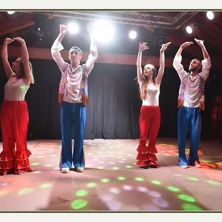 Κάμπινγκ Village Du Camboussel 3*