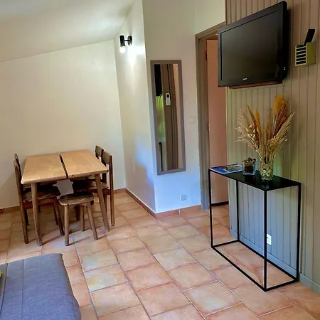 Village Du Camboussel Kemping 3*